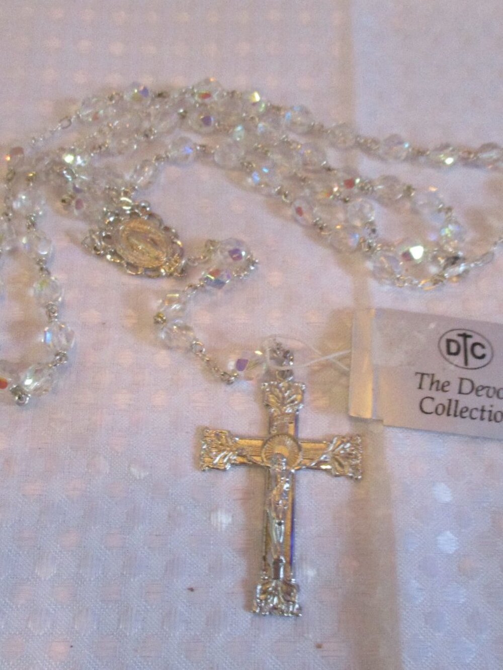 NWT The Devon Collection (DC) Handmade Crystal & Silver Tone Rosary Crucifix 22"